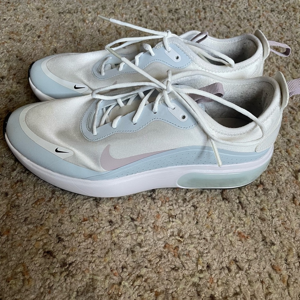 Nike Air Max Dia Summit